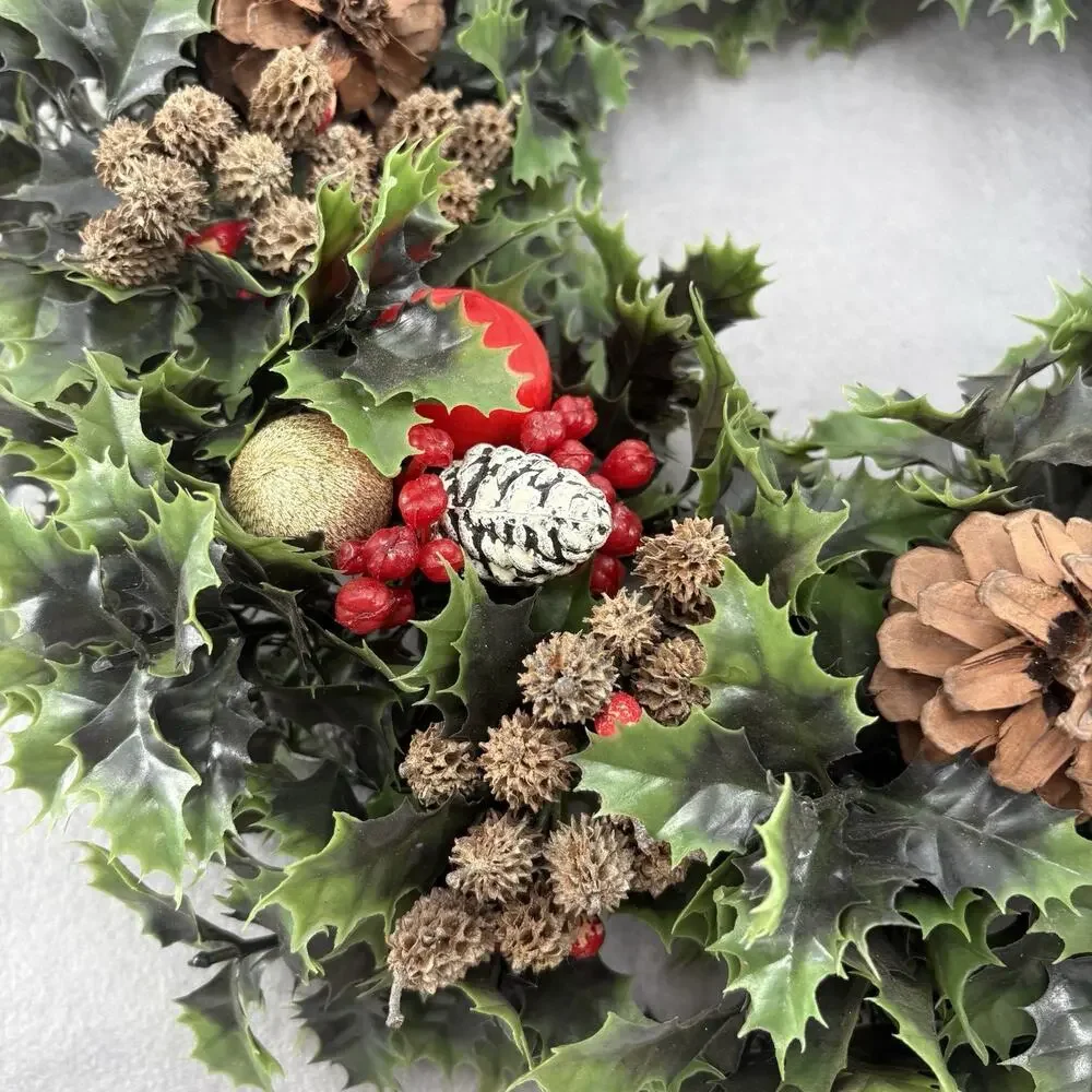 Vintage Holiday Christmas Door Wreath Plastic Evergreen Leaves Holly Berries MCM